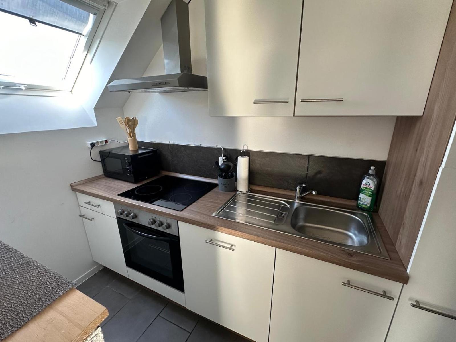 Mola Apartments-Charmante Ferienwohnung Im Herdecke Zentrum Fuer 3 Personen-Grosse Dachterrasse-Grill-Gratis Parken-Wlan Exterior foto