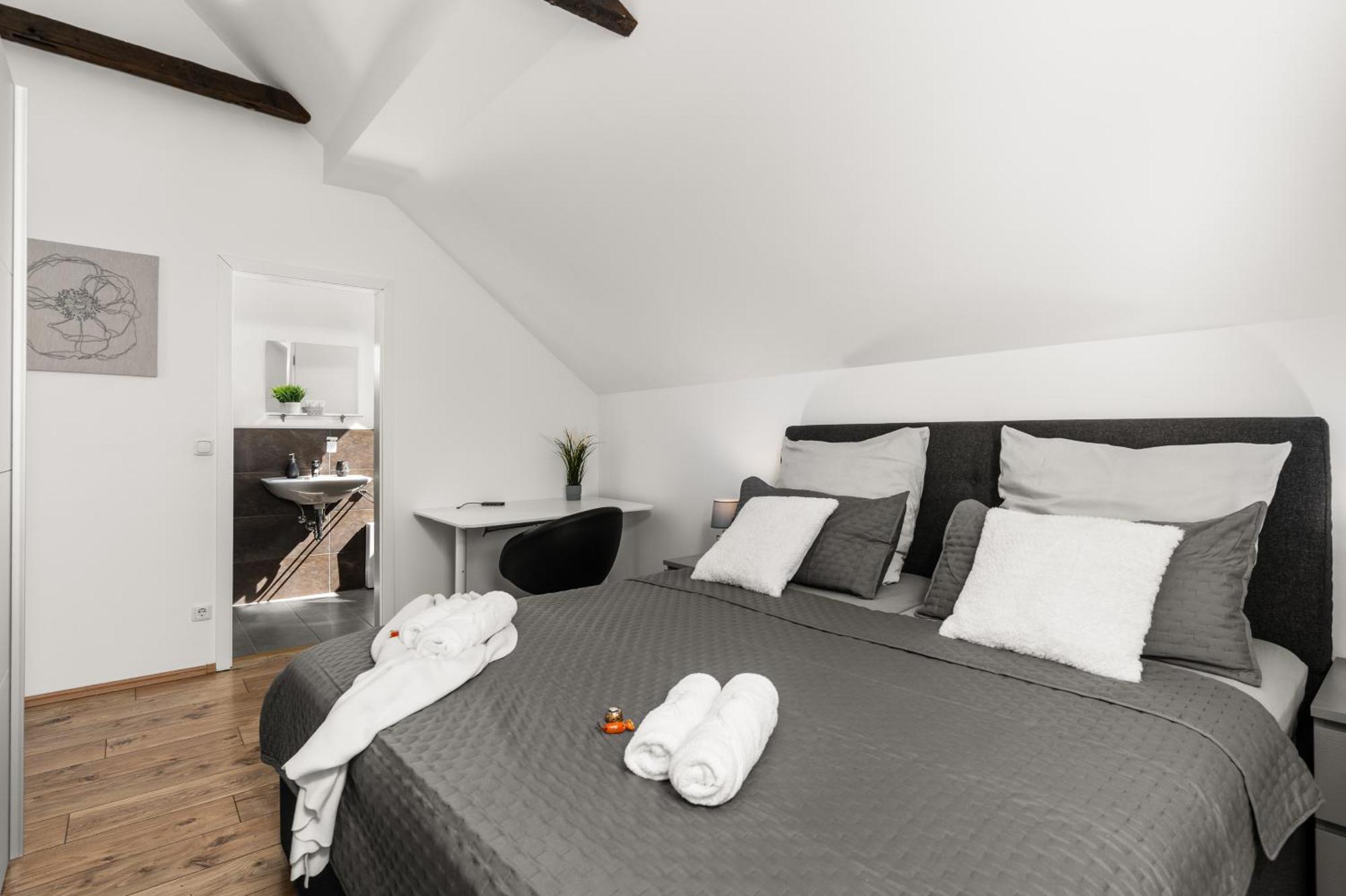 Mola Apartments-Charmante Ferienwohnung Im Herdecke Zentrum Fuer 3 Personen-Grosse Dachterrasse-Grill-Gratis Parken-Wlan Exterior foto